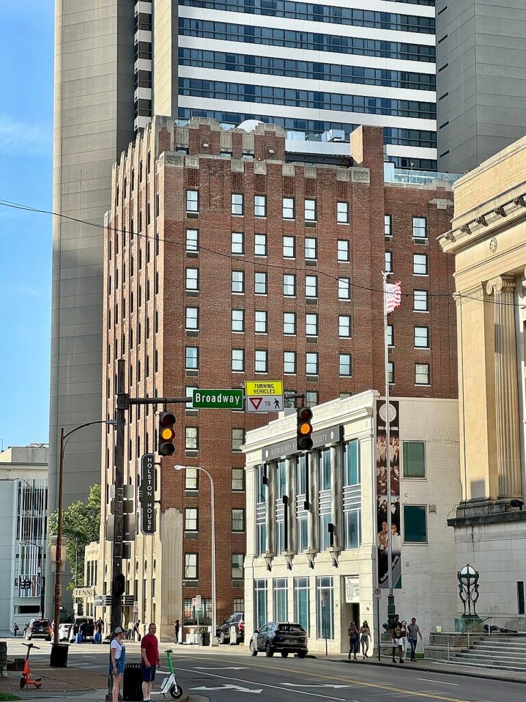 Holston House hotel Nashville